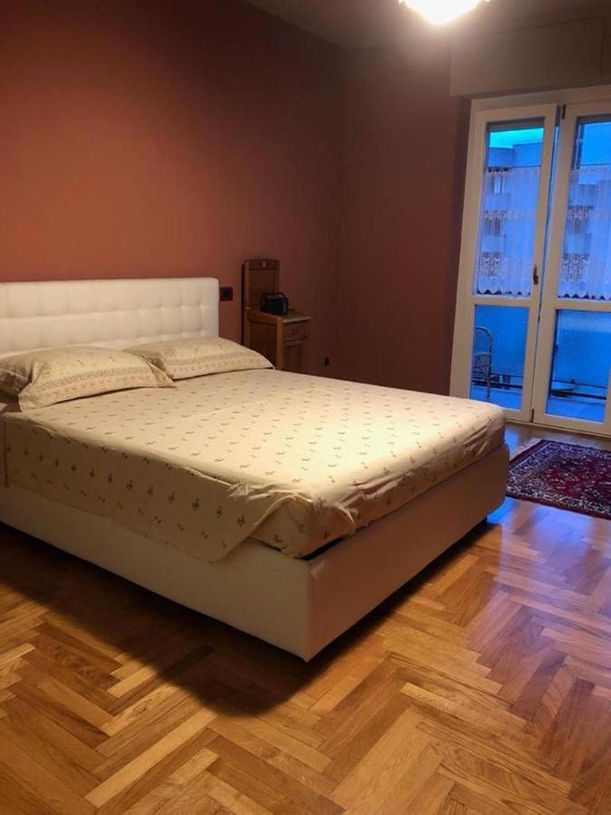 Attico Chez Renee Aosta Lägenhet Exteriör bild